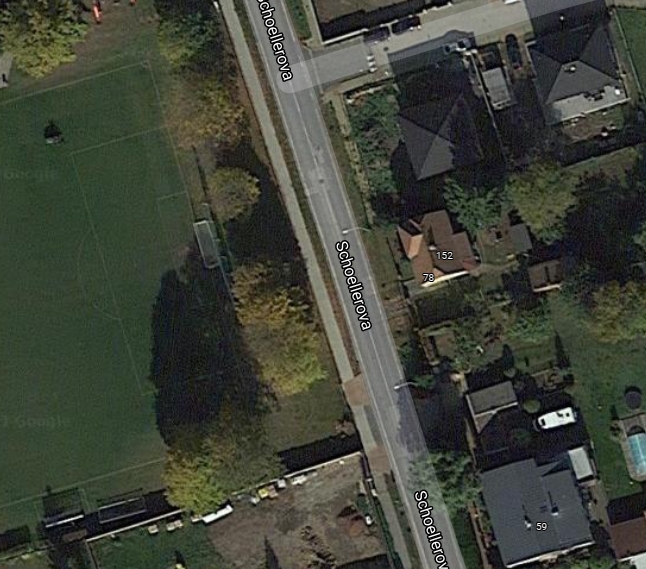 Chodn&iacute;k v ulici Schoellerova - SEVER